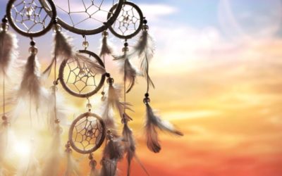 ¿Qué son los Registros Akáshicos y cómo pueden ayudarte?